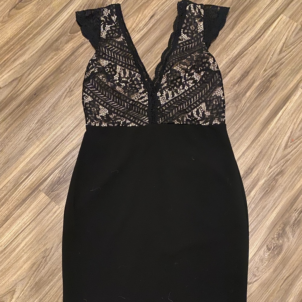 Lulus lace knee length dress